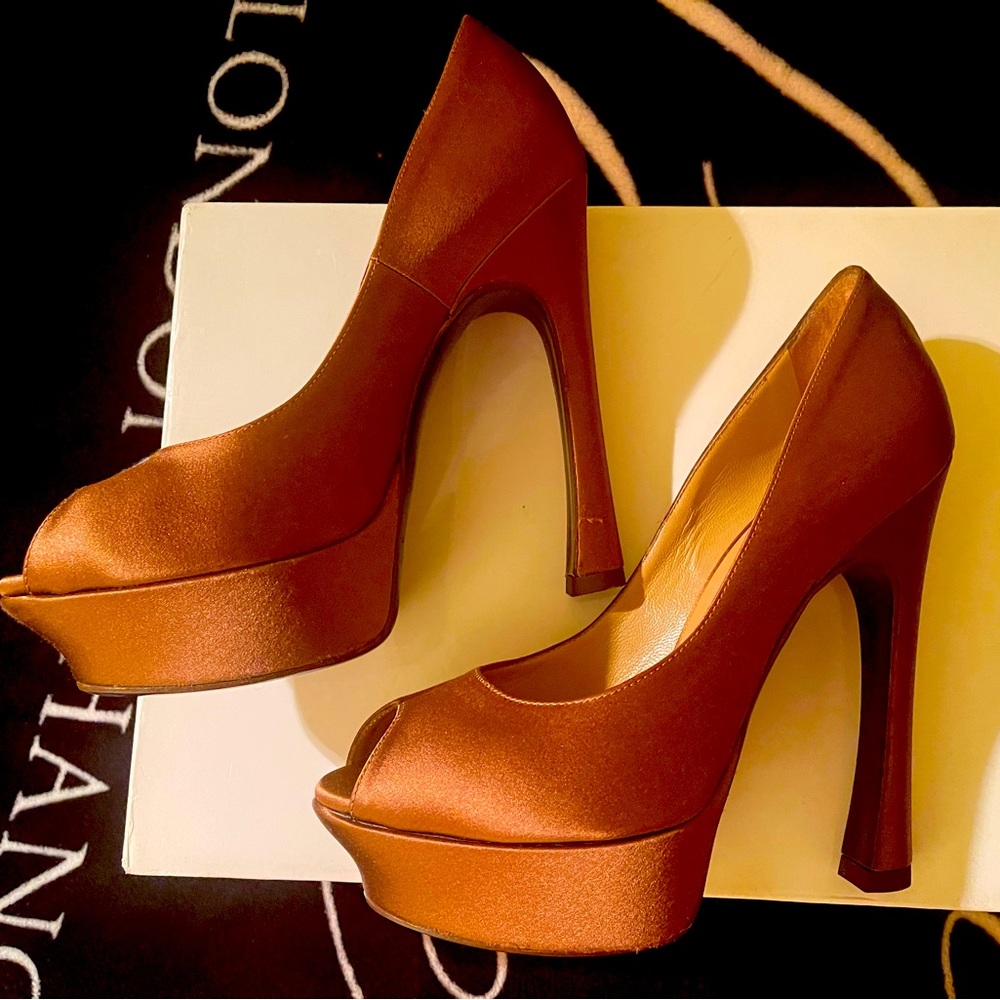 Yves saint laurent heels, size 37 Satin finish